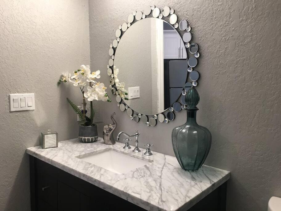 Chic Pad In Center Of Seminole Heights-322 Lejlighed Tampa Eksteriør billede
